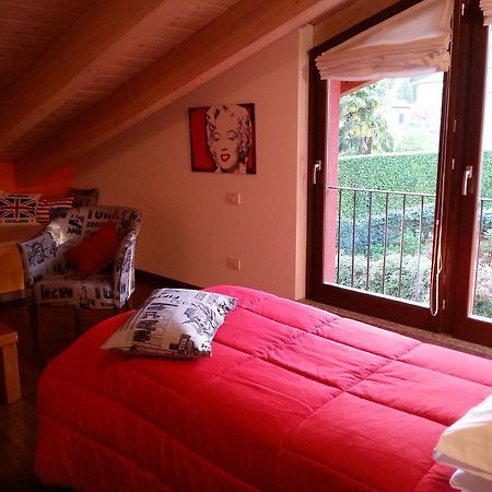 B&B Douglas House วาเรเซ ภายนอก รูปภาพ